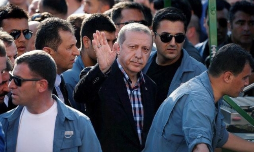 Tổng thống Thổ Nhĩ Kỳ đã thoát thân thế nào trong đảo chính?