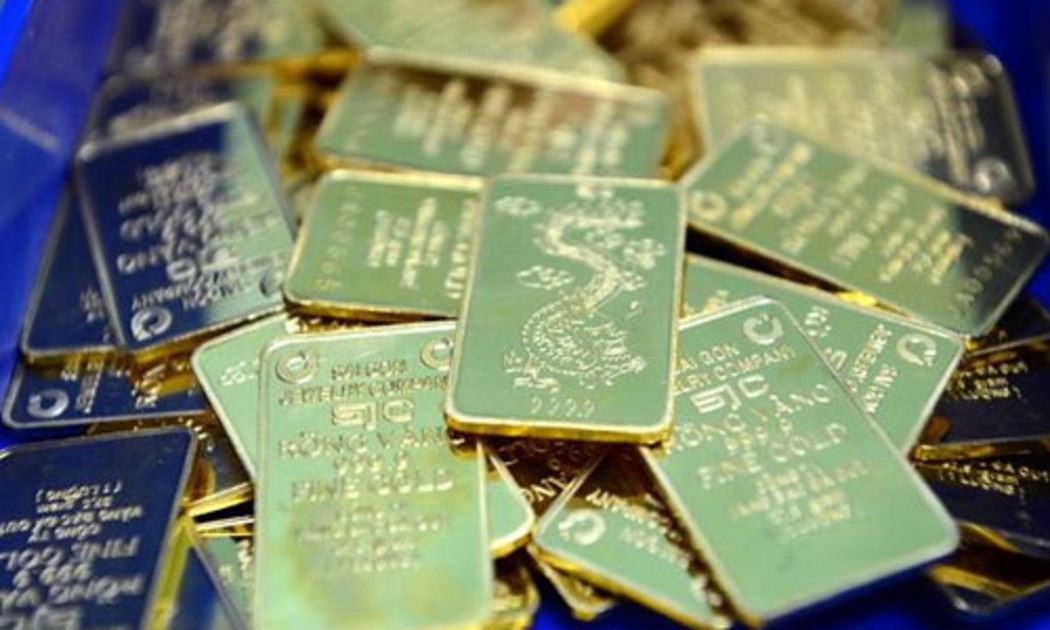 Giá tham chiếu dùng để tính giá trị đặt cọc đưa ra cho phiên đấu thầu 
ngày mai là 40,75 triệu đồng/lượng, xấp xỉ giá vàng SJC các doanh nghiệp
 niêm yết thu mua trên thị trường vào sáng nay (29/5).