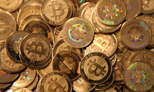 Giá tiền ảo Bitcoin tăng đột biến