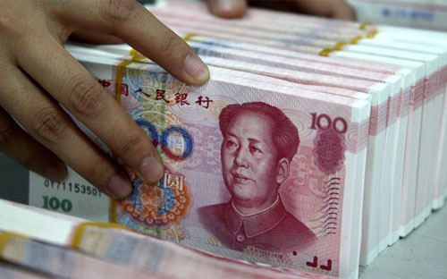 Ngoài ra, đồng Nhân dân tệ cũng là đồng tiền được sử dụng nhiều thứ nhì để phát hành thư tín dụng (LoC) trên toàn cầu.