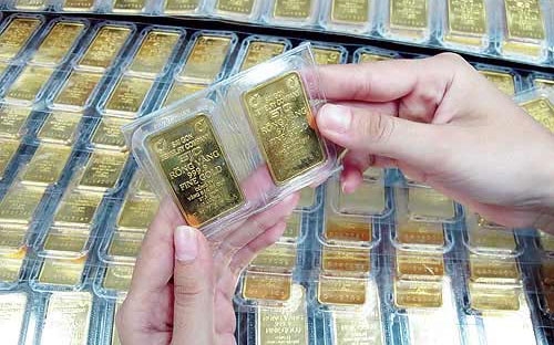 Tương tự như trong các phiên trước, trong phiên ngày 234, mỗi đơn vị 
tham gia được đặt thầu tối đa 10.000 lượng vàng, tối thiểu phải đặt 
1.000 lượng.