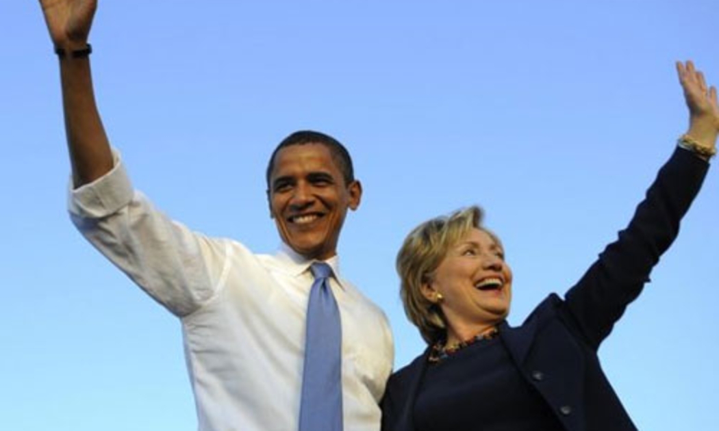Tổng thống Mỹ Barack Obama và bà Hillary Clinton, ứng cử viên Đảng Dân chủ tranh cử tổng thống năm 2016 - Ảnh: Getty/BBC.