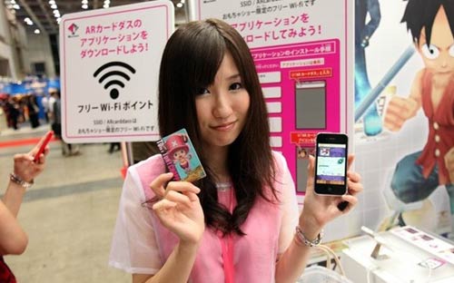 Sau suốt một thời gian dài "tấn công" vào Nhật Bản, mẫu di động "con 
cưng" của Apple mới có thể chiếm được vị trí số 1 ở thị trường này <i>- Ảnh: Kotaku</i>.