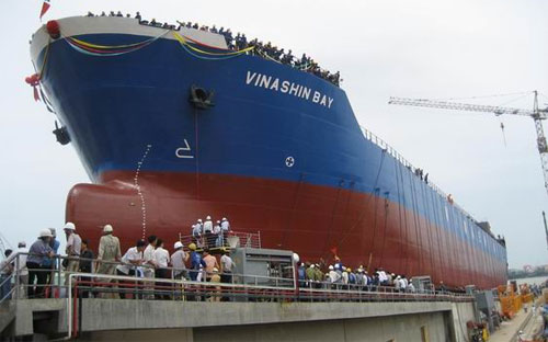 Theo hãng đánh giá tín nhiệm Moody’s, Vinashin đã không trả được khoản 60 triệu USD tiền gốc đầu tiên đáo hạn vào tháng 12/2010.