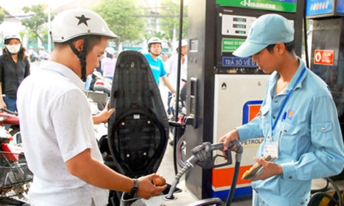 Petrolimex có thể sắp bán xăng dầu sang Sri Lanka