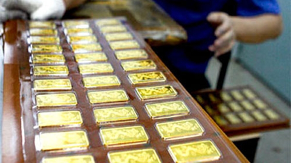 Chào thầu 40.000 lượng vàng chỉ “ế” có 800