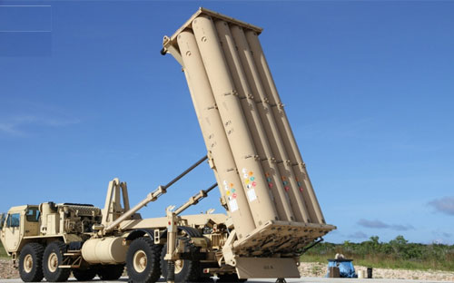 Một phần hệ thống phòng thủ tên lửa Thaad do Mỹ triển khai ở Guam tháng 10/2015 - Ảnh: Stars and Stripes.<br>