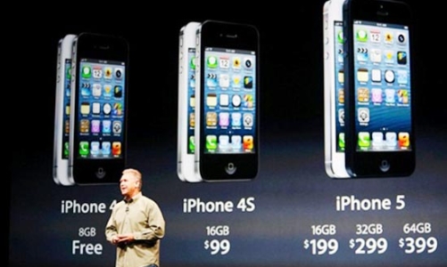iPhone 5 vẫn “sốt xình xịch”