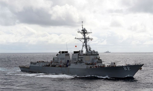 Châu Á phản ứng thế nào vụ tàu Mỹ áp sát đảo nhân tạo?