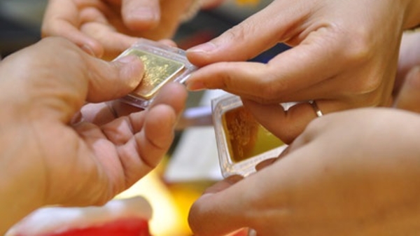 Cung vàng đấu thầu chính thức cán ngưỡng 10 tấn