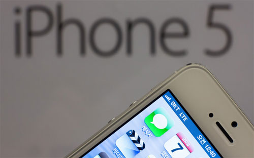 Giới phân tích dự báo, lợi nhuận ròng trong quý của Apple giảm 18% so 
với cùng kỳ năm trước, còn 9,53 tỷ USD, tương đương 10,02 USD/cổ phiếu - Ảnh: Bloomberg. 