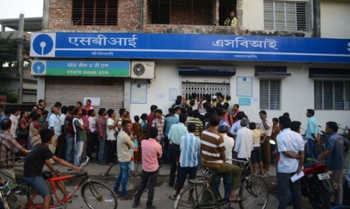 Ấn Độ náo loạn vì đổi tiền