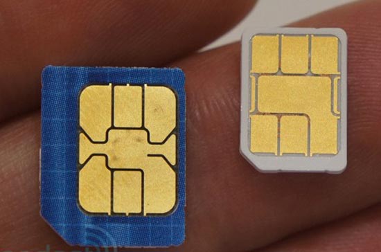 Nano SIM là định dạng mới nhất được Viện Tiêu chuẩn viễn thông châu Âu (ETSI) thông qua vào tháng 6/2012 - Ảnh: Engadget.