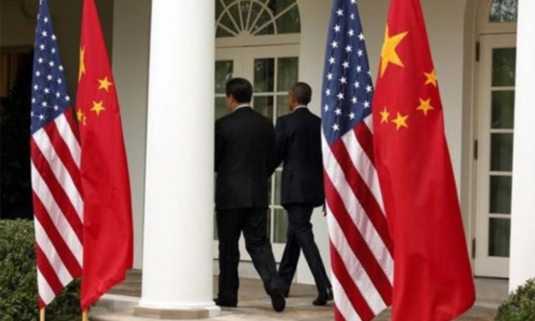 Chủ tịch Trung Quốc Tập Cận Bình (trái) và Tổng thống Mỹ Barack Obama 
sau một cuộc họp báo chung tại Vườn Hồng, Nhà Trắng trong chuyến thăm 
Washington của ông Tập hồi tháng 9/2015 - Ảnh: Reuters.