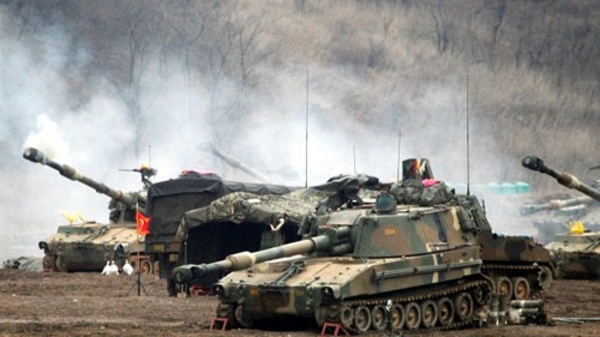 Hàn thấp thỏm lo Triều phóng tên lửa