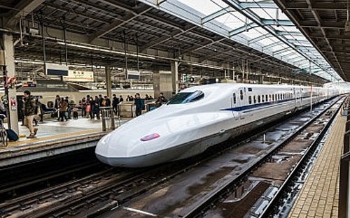 Một tuyến đường sắt cao tốc tại Nhật Bản - Ảnh minh họa.<br>