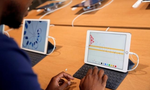 Apple treo thưởng lớn cho “hacker”