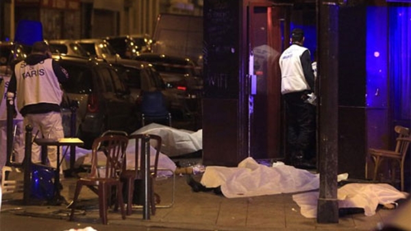 Hộ chiếu Syria trong người kẻ khủng bố Paris