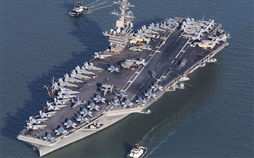 Tàu sân bay Theodore Roosevelt của Mỹ.<br>