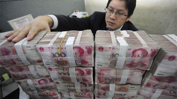 Vốn ngoại tháo chạy kỷ lục, Trung Quốc “đạp ga” cải cách