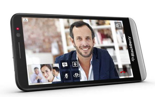 Smartphone Z30 mà BlackBerry trình làng ngày 18/9 - Ảnh: Canadian Press.<br>