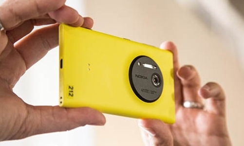 Lumia bán chạy hơn, Nokia vẫn lỗ