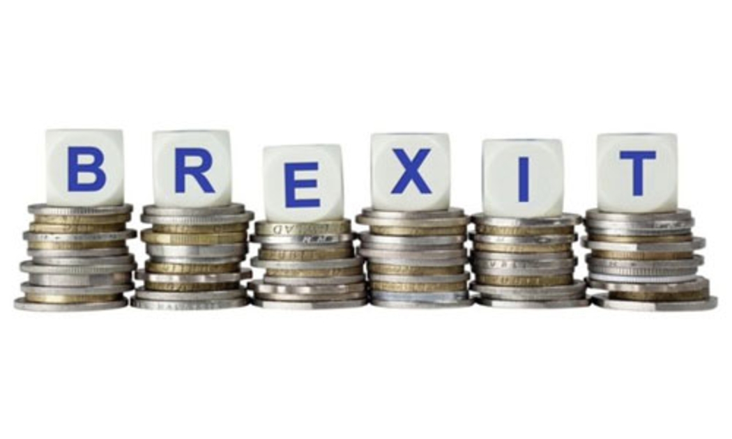 Brexit có thể có nhiều ảnh hưởng trái chiều đến túi tiền của người dân Anh - Ảnh: Thinkstock/BBC.