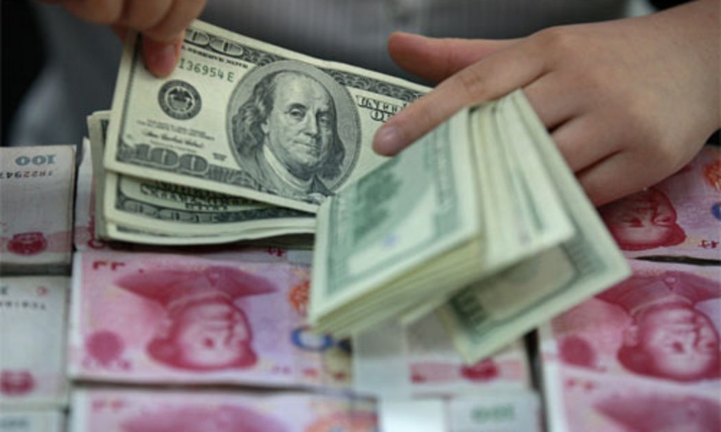 Ngày 7/1, tỷ giá đồng Nhân dân tệ so với USD rớt xuống mức thấp nhất trong 5 năm. 