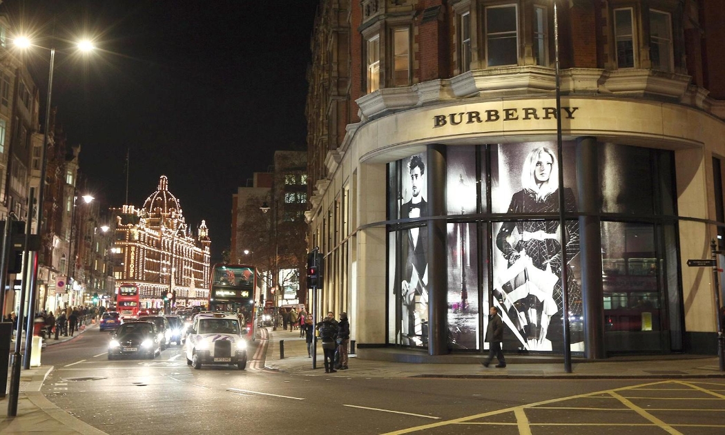 Một cửa hiệu Burberry ở London - Ảnh: CNBC.