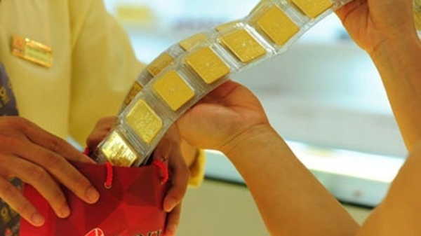 Đấu thầu vàng chỉ “ế” 100 lượng