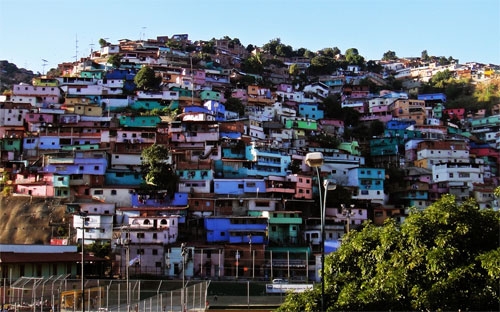 Hiện Venezuela là một trong những quốc gia có tỷ lệ lạm phát cao nhất 
thế giới, một phần do các biện pháp kiểm soát giá cả mà Chính phủ áp 
dụng.