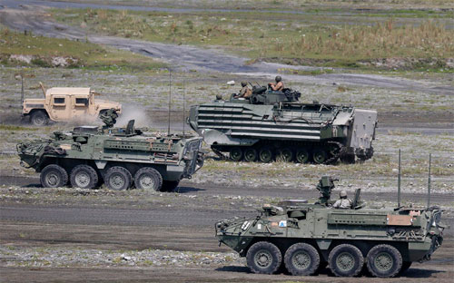 Một hình ảnh ngày 14/4 về cuộc tập trận chung kéo dài 11 ngày mang tên Balikatan 2016 giữa Mỹ và Philippines - Ảnh: Reuters/AP.<br>