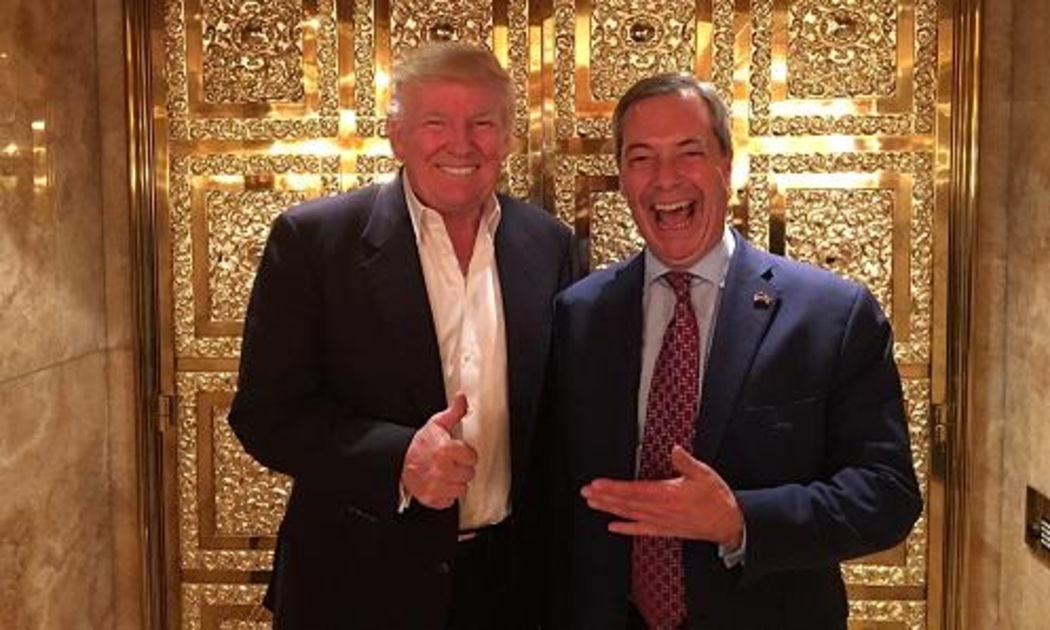 Tổng thống Mỹ đắc cử Donald Trump (trái) và thủ lĩnh phong trao Brexit của Anh Nigel Farage - Ảnh: Getty/CNBC.