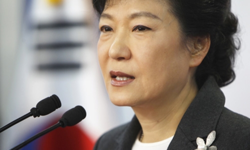 Bê bối của Tổng thống Hàn Quốc: Càng gỡ càng rối?