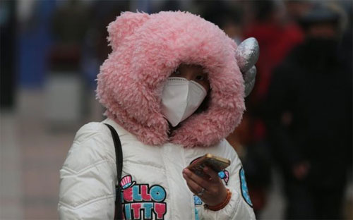 Nhà chức trách nói chất lượng không khí ở Bắc Kinh “đang cải thiện chậm chạp” - Ảnh: EPA/BBC.<br>