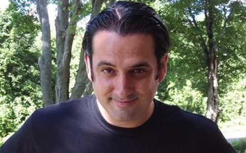 Paul Ceglia bị cáo buộc đã cố tình làm sai lệch hồ sơ và phá hủy bằng 
chứng trong một âm mưu có giá trị lên tới hàng tỷ USD nhằm lừa gạt cả 
Facebook và CEO mạng này Mark Zuckerberg - Ảnh: Gizmodo.<br>