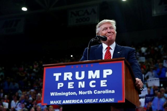 Trump đang hứng chịu sự chỉ trích về một loạt vấn đề, giữa lúc ông đương
 đầu với sự chia rẽ và phản đối nhằm vào ông ngay trong chính Đảng Cộng 
hòa - Ảnh: Reuters.<br>