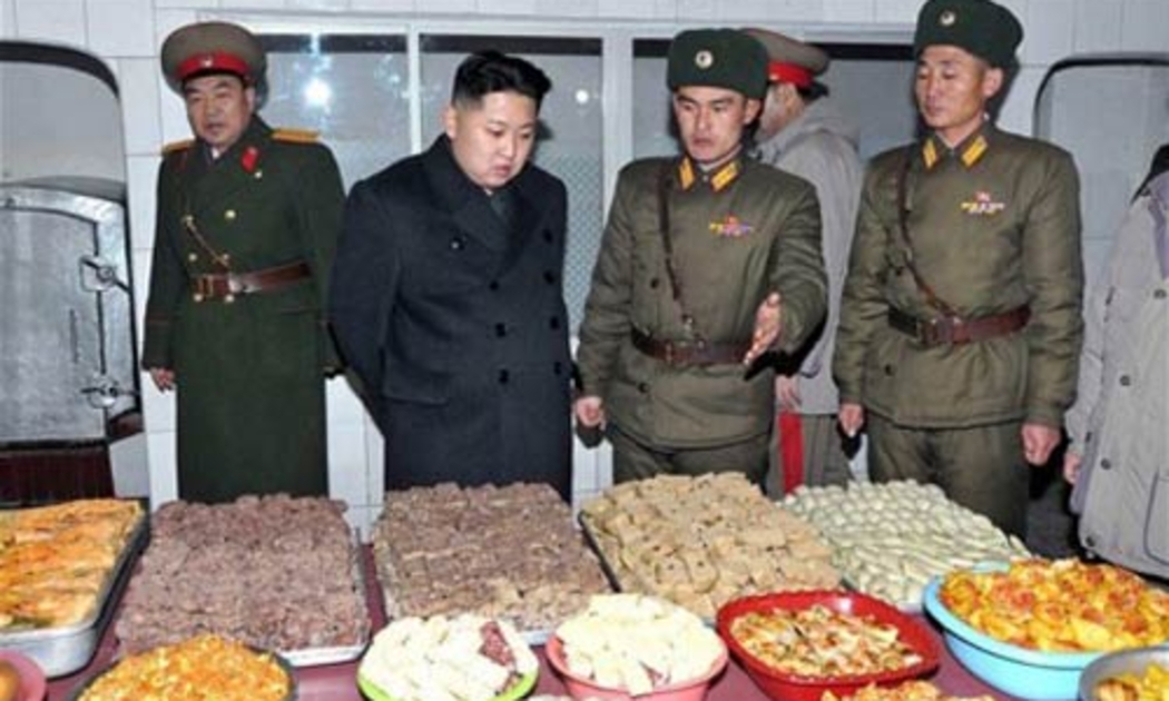 Năm ngoái, dưới sự lãnh đạo của ông Kim Jong-Un, Triều Tiên cũng đã có nhiều sự thay đổi trên nhiều mặt như kinh tế, văn hóa, giáo dục.