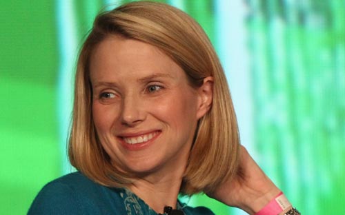 "Đúng là như vậy đấy, chúng tôi đang chuyển từ BlackBerry sang dùng smartphone", CEO Yahoo cho biết - Nguồn: Fortune.<br>