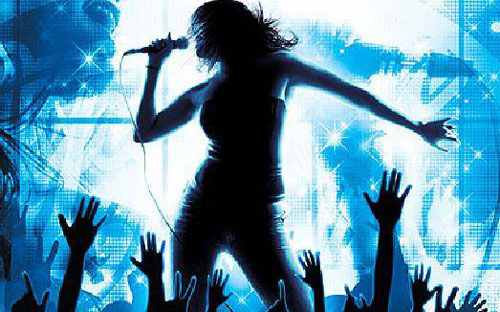 Nhiều người cho rằng, nghề ca sỹ đang "hot" nhất hiện nay.<br>