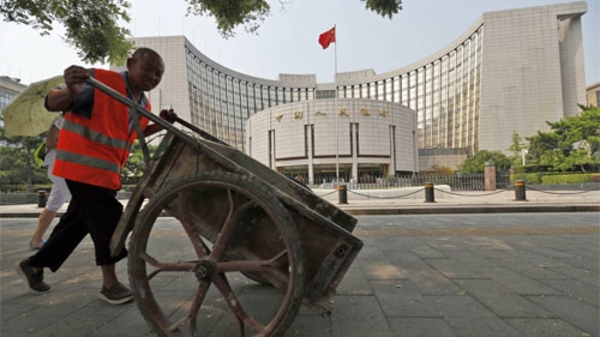 Các nước đua nhau “xả” trái phiếu kho bạc Mỹ