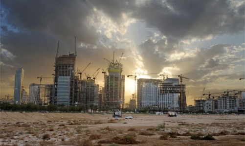 Dầu mất giá, Saudi Arabia có nguy cơ cạn tiền