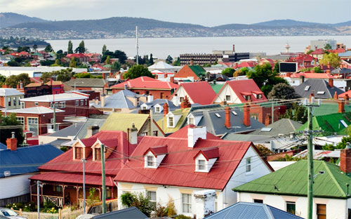 Sốt địa ốc ở Australia được cho là xuất phát từ mức lãi suất thấp kỷ 
lục, nhu cầu mạnh của các nhà đầu tư, và tăng trưởng dân số nhanh chóng - Ảnh: iStock/Business Insider.<br>