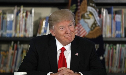 Thị trường việc làm Mỹ bùng nổ tháng đầu Trump cầm quyền