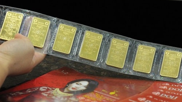 Tiếp tục đấu thầu vàng miếng vào sáng mai