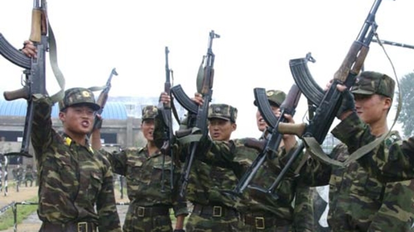 Binh sỹ Triều Tiên thề quyết tâm chiến đấu