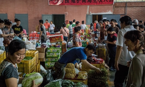 Trung Quốc muốn bỏ mặc Venezuela “tự gục ngã”?