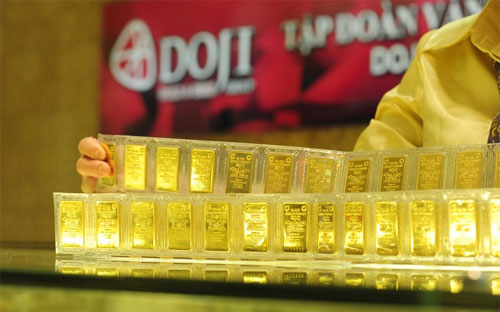 Hôm nay, khoảng cách giữa giá vàng trong nước và thế giới quy đổi đã về dưới ngưỡng 3 triệu đồng/lượng.