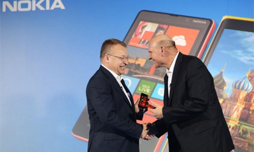 Microsoft và Nokia: “Kết hôn” có đổi vận?