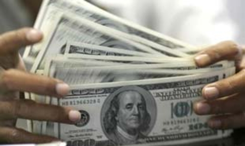 Giá vàng phục hồi, giá dầu còn 35 USD/thùng, giá USD tăng mạnh